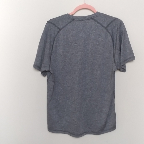 Adidas Free Lift Grey Short Sleeve Athletic Tee Shirt Size Medium - Picture 6 of 11